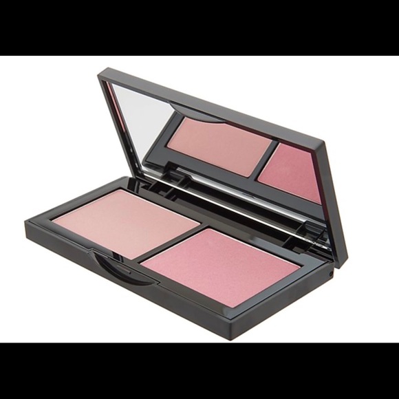 Bobbi Brown Makeup Bobbi Brown Blush And Glow Duo New Poshmark